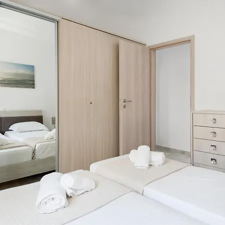 Apartment Ormos Naoussa's *