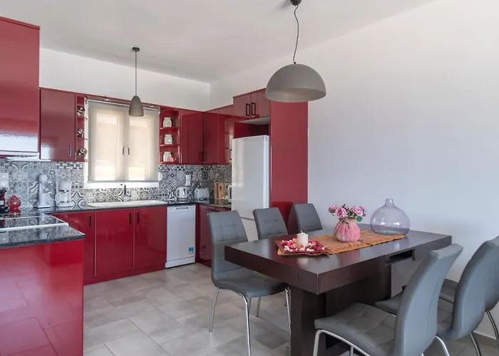 Ormos Naoussa's Apartment